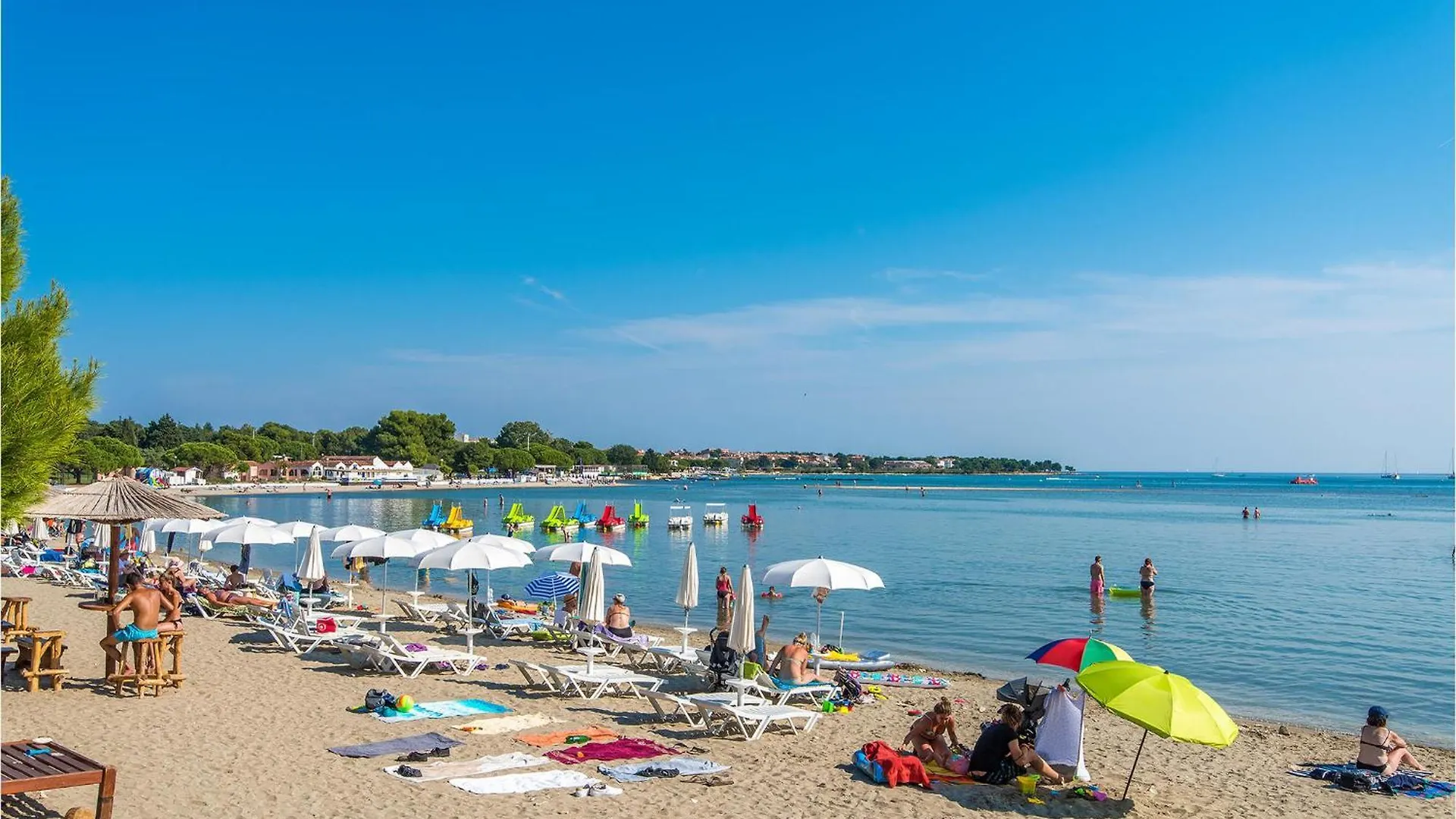 Holiday home 4 Bedroom Stunning Home In Pomer Croatia